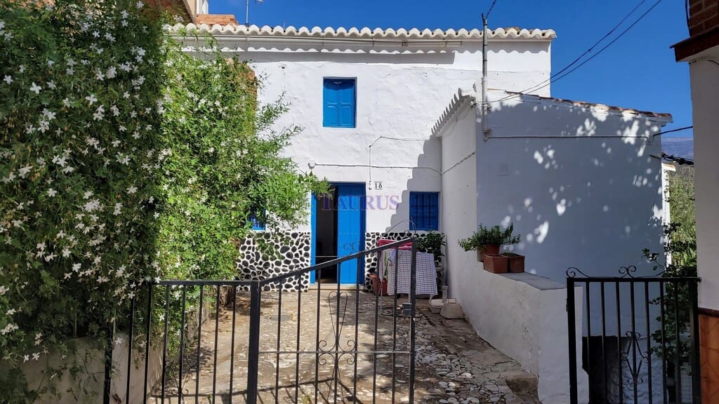 4 sovrum Hus till salu i Corumbela - 83 000 € (Ref: 7797547)
