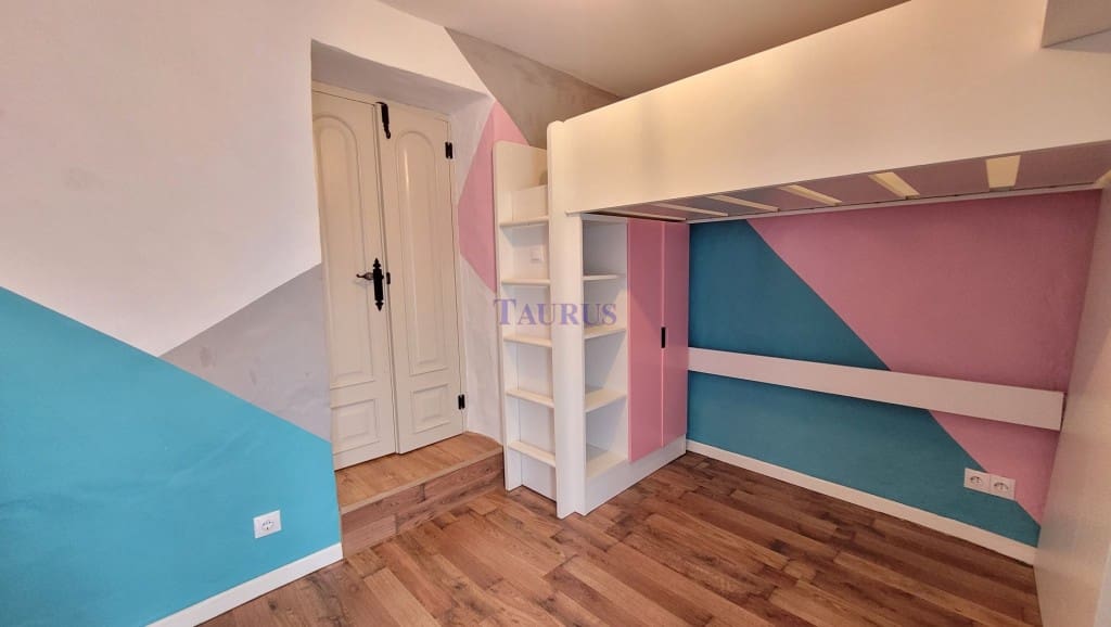 5 soveværelse Byhus til salg i Competa - € 180.000 (Ref: 7807586)