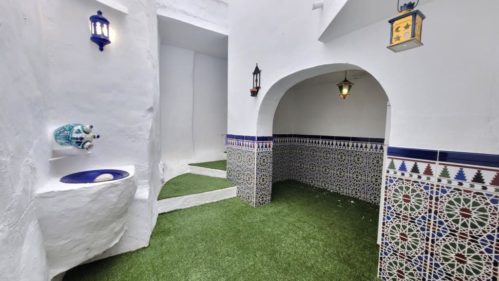 5 soveværelse Byhus til salg i Competa - € 180.000 (Ref: 7807586)