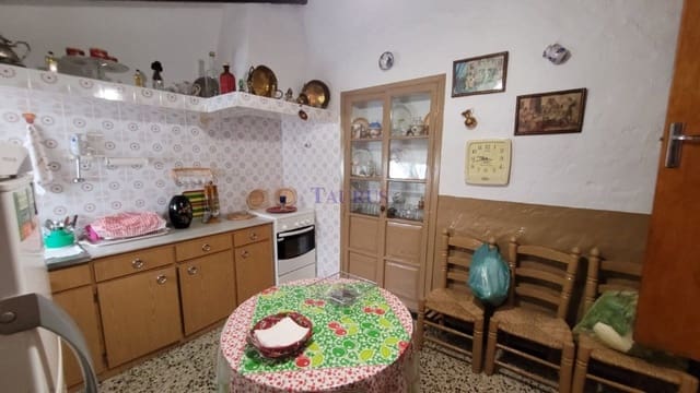3 soveværelse Byhus til salg i Arenas de Velez, Arenas - € 116.000 (Ref: 7809368)