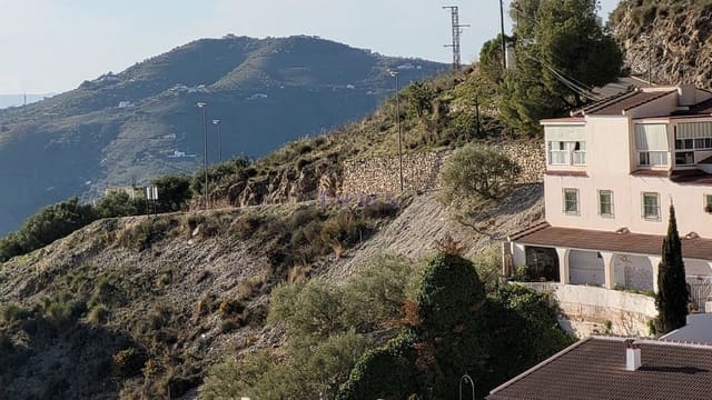 Grond te koop in Cómpeta - € 85.000 (Ref: 7811870)