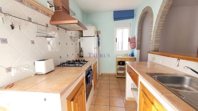 3 sovrum Villa till salu i Canillas de Albaida med pool garage - 295 000 € (Ref: 7886188)