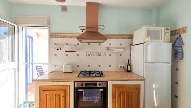 3 sovrum Villa till salu i Canillas de Albaida med pool garage - 295 000 € (Ref: 7886188)