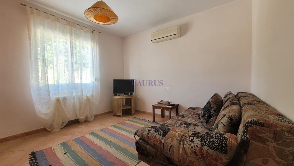 3 soveværelse Villa til salg i Canillas de Albaida med swimmingpool garage - € 295.000 (Ref: 7886188)