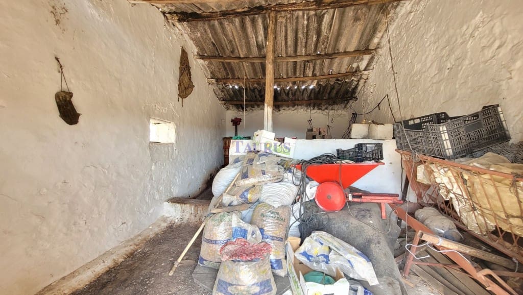 Finca/Landehus til salg i Canillas de Albaida - € 189.000 (Ref: 7937087)