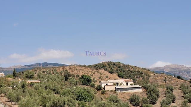 Quinta/Casa Rural para venda em Canillas de Albaida com garagem - 189 000 € (Ref: 7937087)