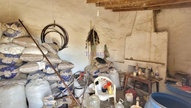 Quinta/Casa Rural para venda em Canillas de Albaida com garagem - 189 000 € (Ref: 7937087)
