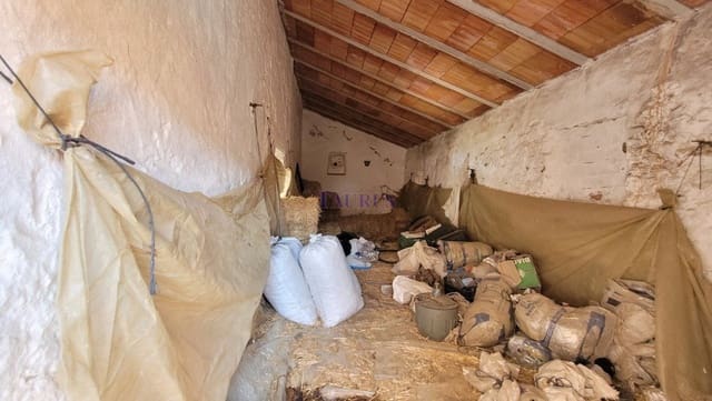 Quinta/Casa Rural para venda em Canillas de Albaida com garagem - 189 000 € (Ref: 7937087)