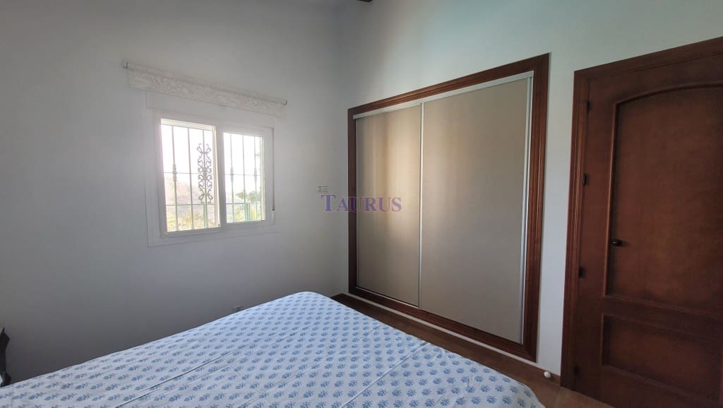 4 soveværelse Villa til salg i Arenas de Velez med swimmingpool - € 398.000 (Ref: 7969244)