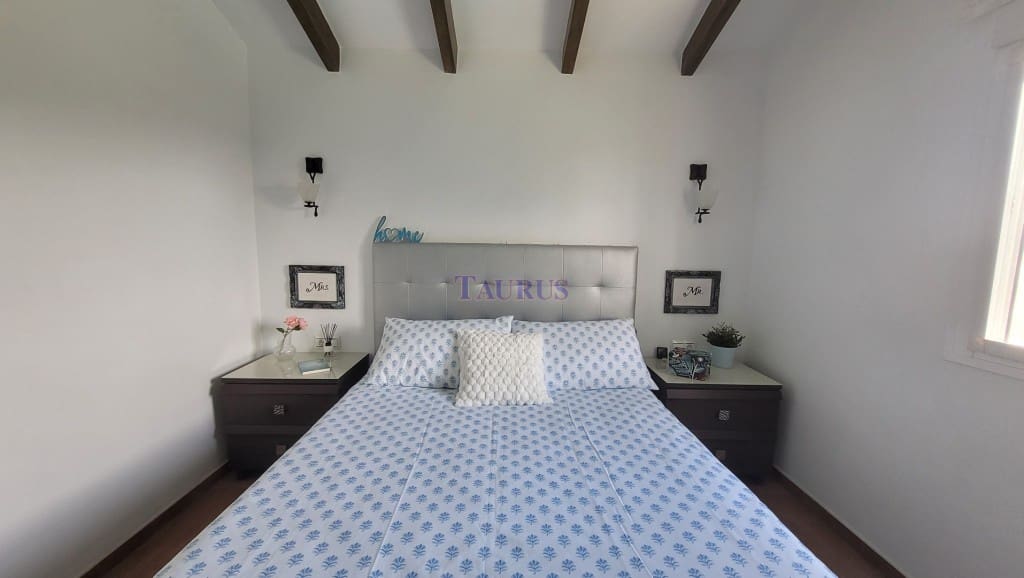 4 soveværelse Villa til salg i Arenas de Velez med swimmingpool - € 398.000 (Ref: 7969244)