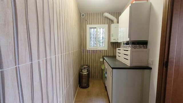 4 soverom Villa til salgs i Arenas de Velez, Arenas med svømmebasseng - € 398 000 (Ref: 7969244)