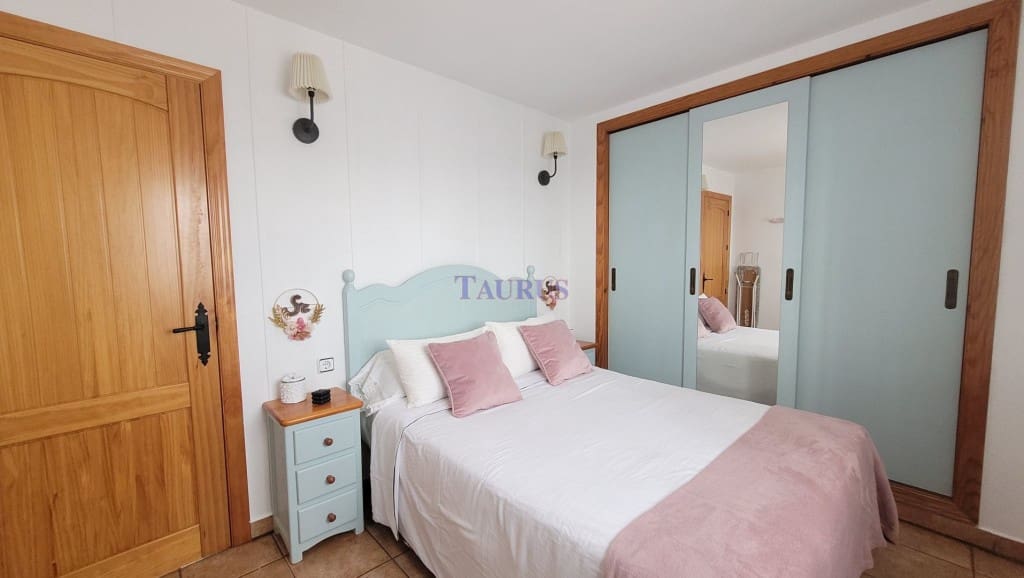 4 soveværelse Villa til salg i Arenas de Velez med swimmingpool - € 398.000 (Ref: 7969244)