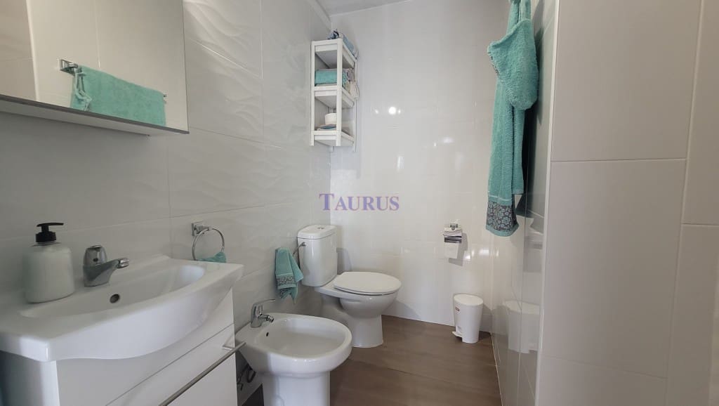 4 soveværelse Villa til salg i Arenas de Velez med swimmingpool - € 398.000 (Ref: 7969244)