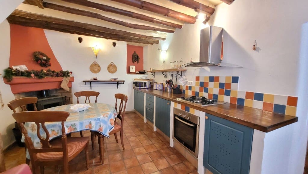 2 soverom Hus til salgs i Canillas de Albaida - € 152 000 (Ref: 8010861)