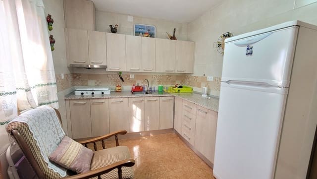 5 soveværelse Byhus til salg i Cómpeta med garage - € 168.000 (Ref: 8167936)