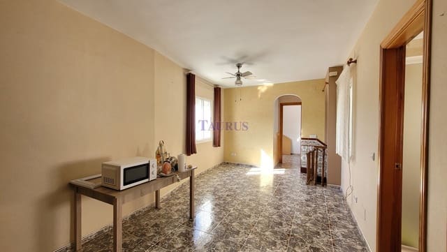 Casa de 3 habitaciones en Cómpeta en venta con garaje - 143.000 € (Ref: 8167937)