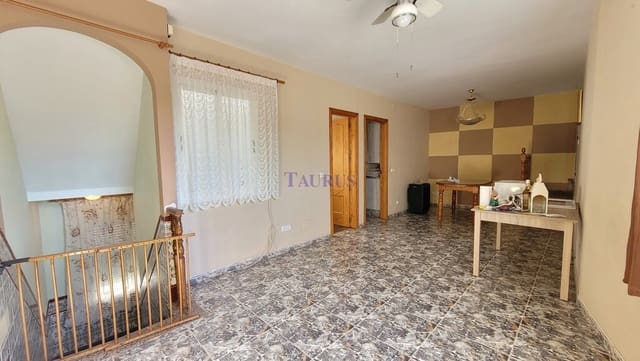 Casa de 3 habitaciones en Cómpeta en venta con garaje - 143.000 € (Ref: 8167937)