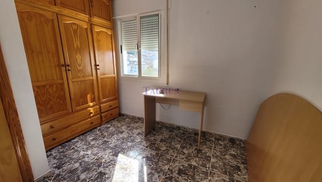 Casa de 3 habitaciones en Cómpeta en venta con garaje - 143.000 € (Ref: 8167937)