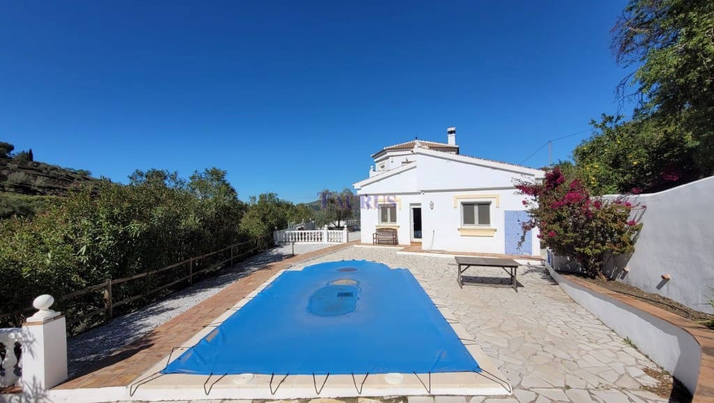 4 soverom Villa til salgs i Competa med svømmebasseng - € 425 000 (Ref: 8169357)