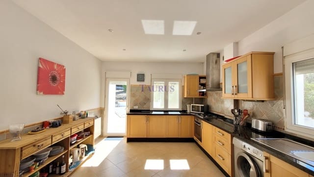 4 makuuhuone Huvila myytävänä paikassa Cómpeta mukana uima-altaan - 425 000 € (Ref: 8169357)