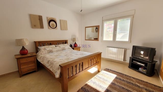 4 makuuhuone Huvila myytävänä paikassa Cómpeta mukana uima-altaan - 425 000 € (Ref: 8169357)