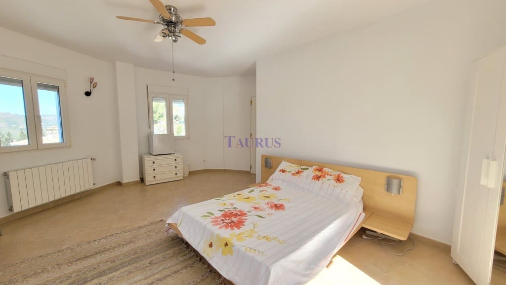 4 soverom Villa til salgs i Competa med svømmebasseng - € 425 000 (Ref: 8169357)