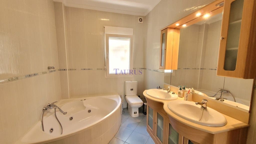 4 soverom Villa til salgs i Competa med svømmebasseng - € 425 000 (Ref: 8169357)