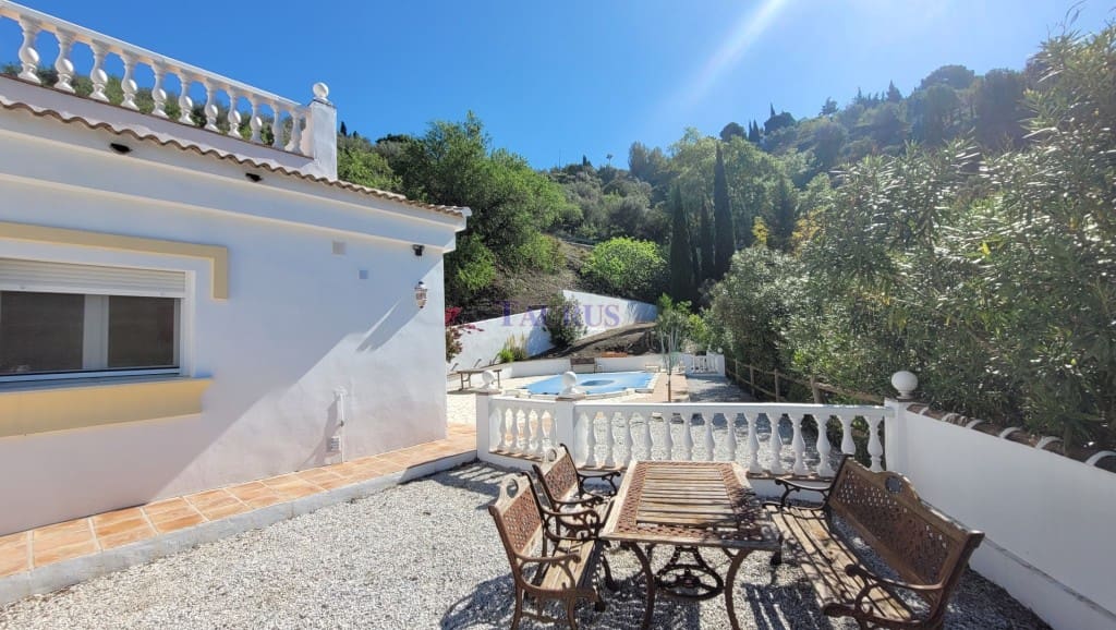 4 soverom Villa til salgs i Competa med svømmebasseng - € 425 000 (Ref: 8169357)