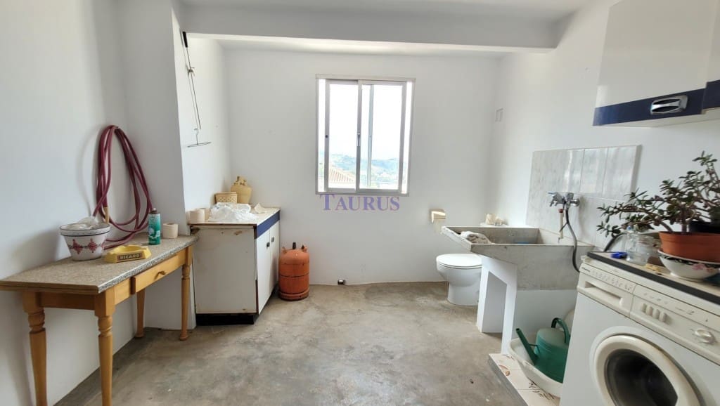 4 soverom Hus til salgs i Competa - € 189 000 (Ref: 8181430)