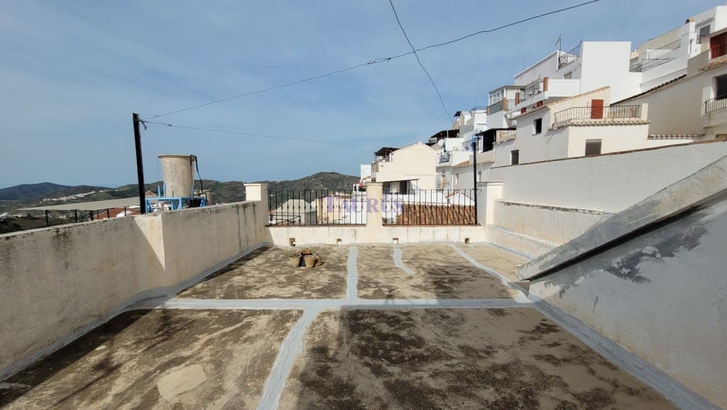 4 soverom Hus til salgs i Competa - € 189 000 (Ref: 8181430)