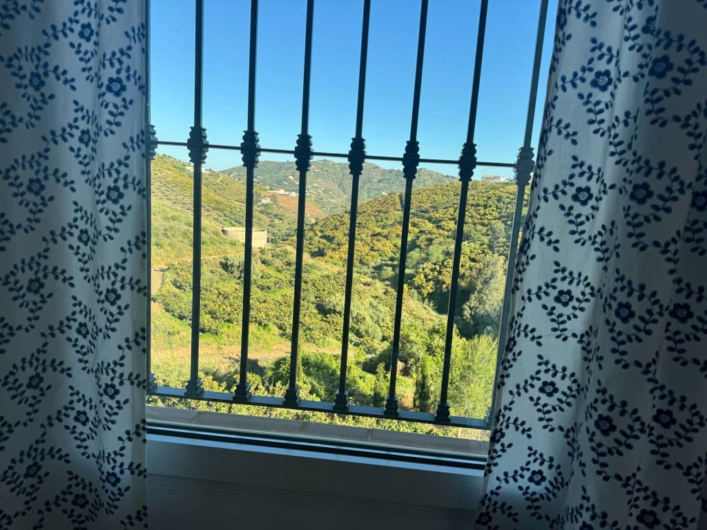 3 slaapkamer Villa te koop in Sayalonga met zwembad - € 299.000 (Ref: 8205826)