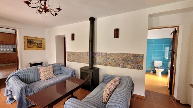 3 sovrum Villa till salu i Sayalonga med pool - 299 000 € (Ref: 8205826)
