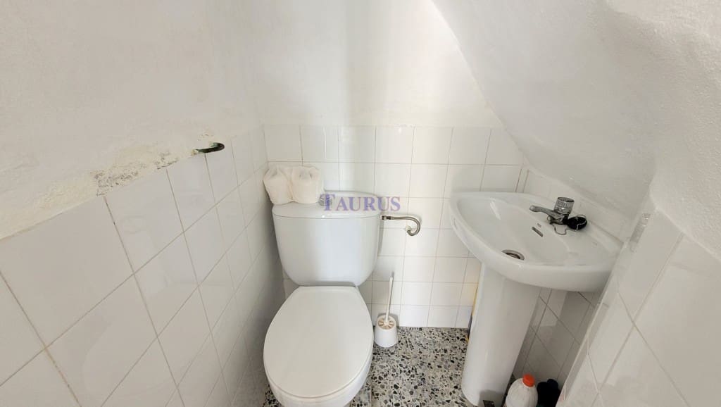 3 soveværelse Byhus til salg i Corumbela - € 99.000 (Ref: 8225573)