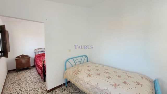 3 soveværelse Byhus til salg i Corumbela, Sayalonga - € 99.000 (Ref: 8225573)