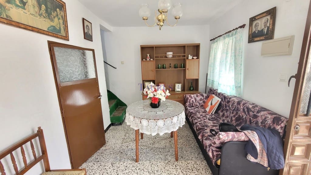 3 soveværelse Byhus til salg i Corumbela - € 99.000 (Ref: 8225573)