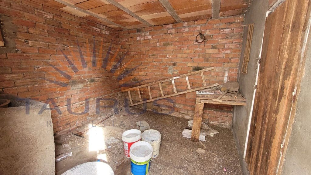 3 bedroom Townhouse for sale in Sayalonga - € 99,000 (Ref: 8225573)
