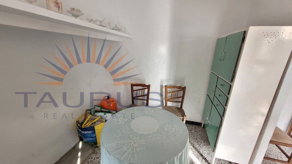 3 bedroom Townhouse for sale in Sayalonga - € 99,000 (Ref: 8225573)