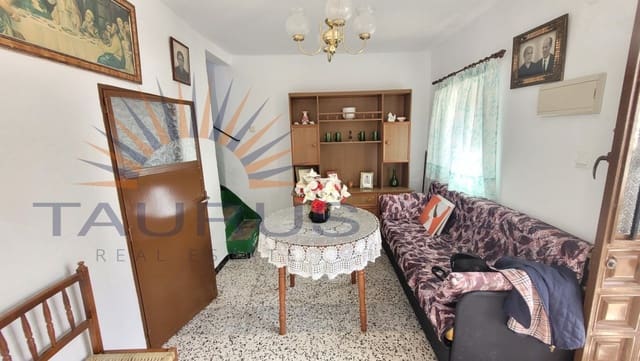 3 Zimmer Haus zu verkaufen in Corumbela, Sayalonga - 99.000 € (Ref: 8225573)