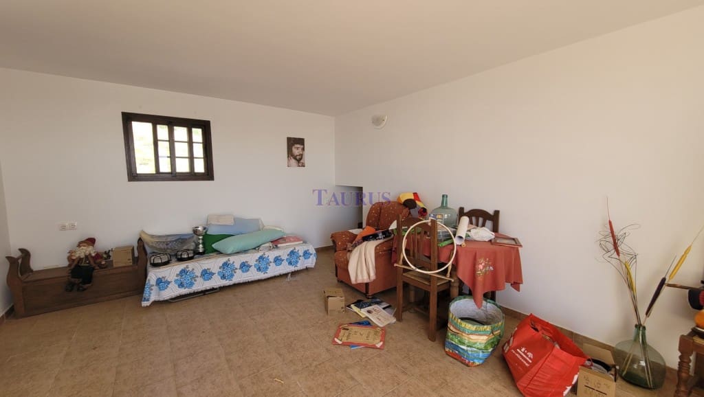 4 soveværelse Villa til salg i Archez med swimmingpool - € 399.000 (Ref: 8232599)