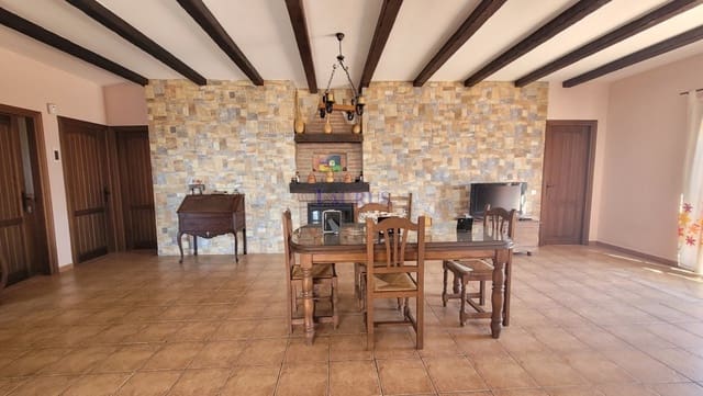 4 quarto Moradia para venda em Archez com piscina - 399 000 € (Ref: 8232599)