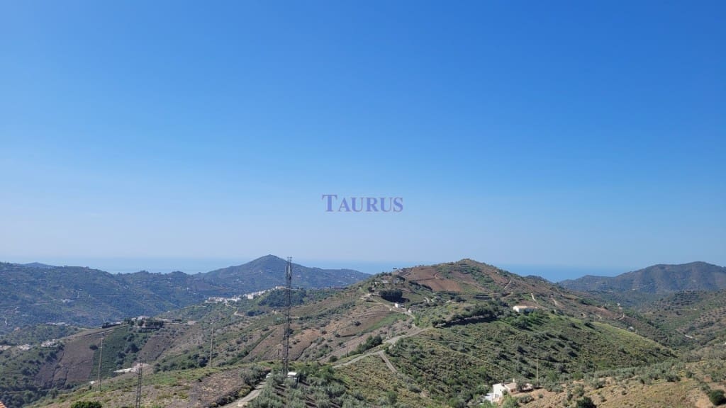 4 soveværelse Villa til salg i Archez med swimmingpool - € 399.000 (Ref: 8232599)