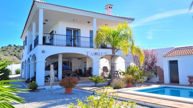3 bedroom Villa for sale in Cómpeta with pool garage - € 790,000 (Ref: 8232600)