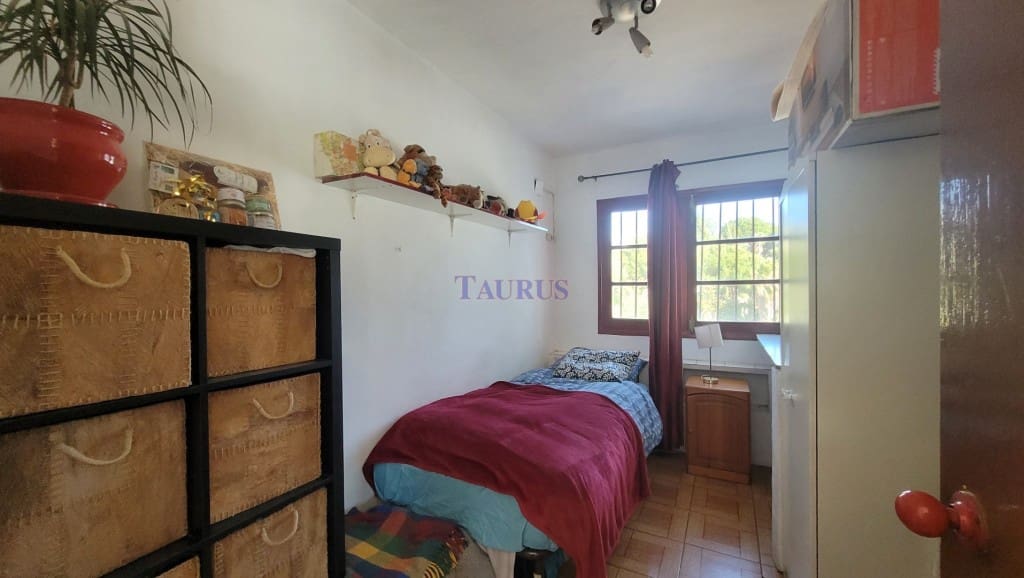 6 soveværelse Erhverv til salg i Competa - € 750.000 (Ref: 8255349)