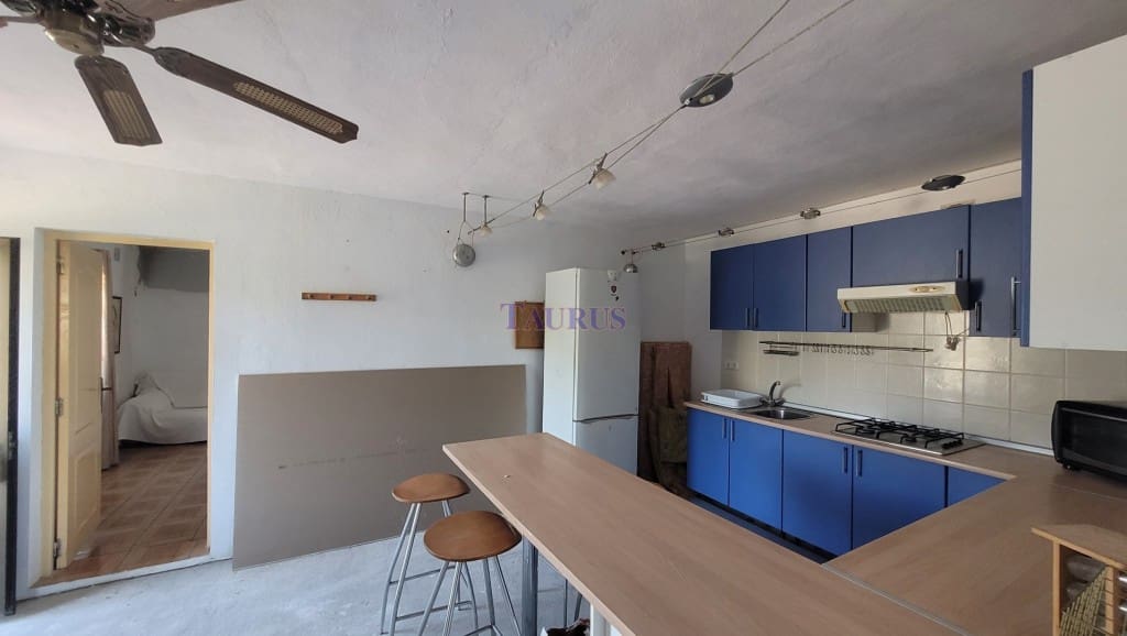 6 soveværelse Erhverv til salg i Competa - € 750.000 (Ref: 8255349)