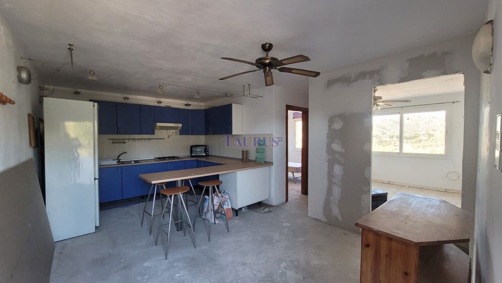 6 soveværelse Erhverv til salg i Competa - € 750.000 (Ref: 8255349)