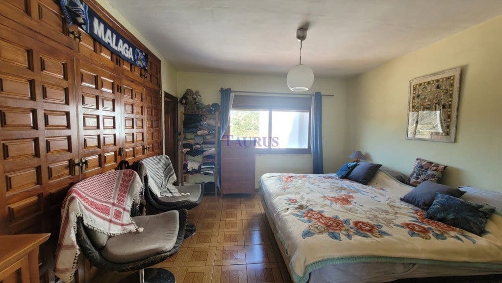 6 camera da letto Commerciale in vendita in Competa con piscina garage - 750.000 € (Rif: 8255349)