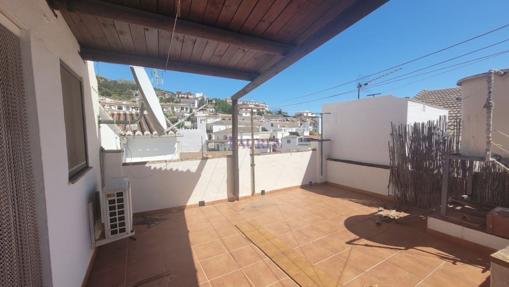 3 soveværelse Byhus til salg i Canillas de Albaida - € 129.000 (Ref: 8304889)