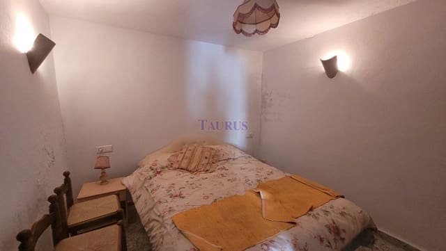 3 chambre Maison de Ville à vendre à Canillas de Albaida avec piscine garage - 129 000 € (Ref: 8304889)