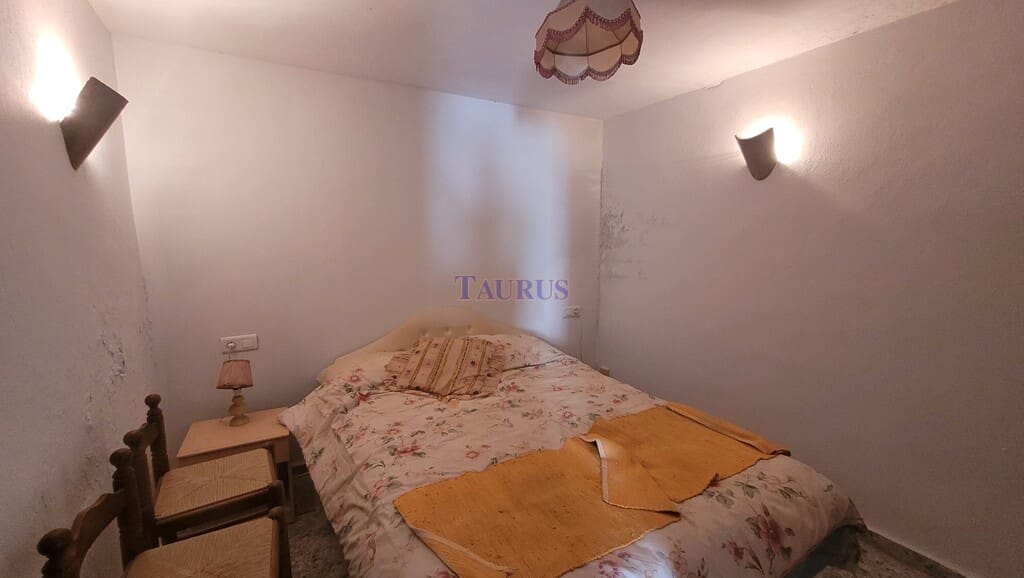 3 soveværelse Byhus til salg i Canillas de Albaida - € 129.000 (Ref: 8304889)