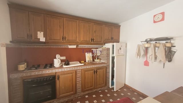 3 makuuhuone Omakotitalo myytävänä paikassa Canillas de Albaida - 129 000 € (Ref: 8304889)